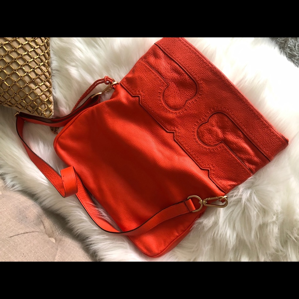 One Day Sale Tory Burch Vibrant Orange Pebbled Leather Crossbody - Picture 4 of 8